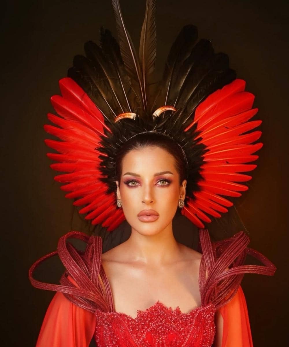 Pesona Tasya Farasya dalam Gaun Merah di Premier Avatar, Bikin Pangling