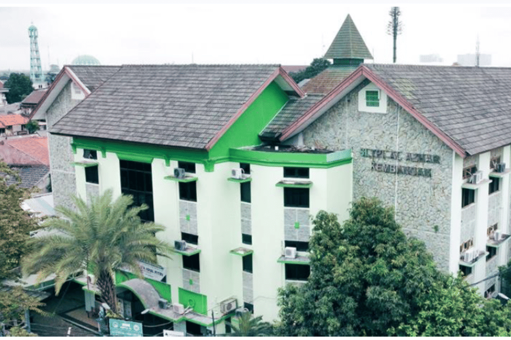 SMP Al-Azhar Kembangan