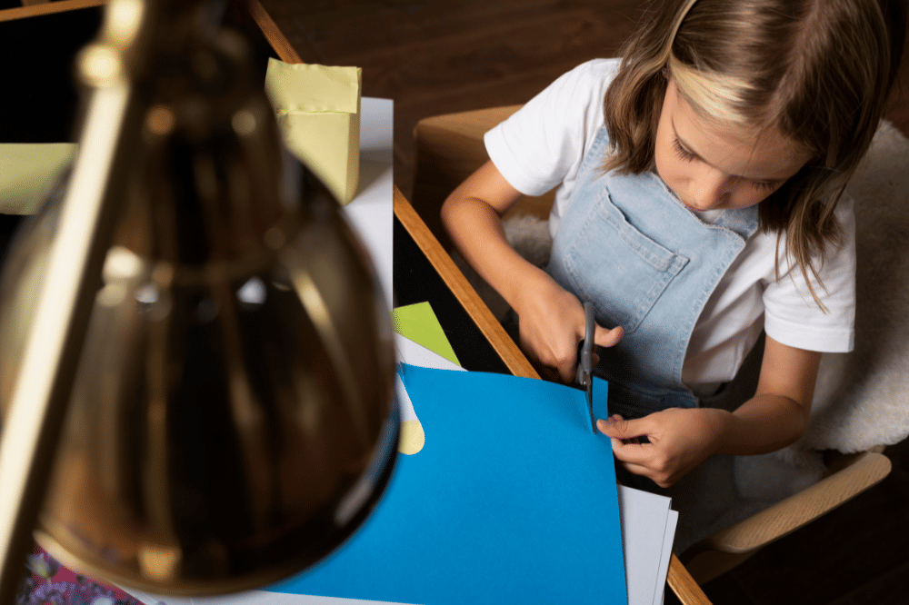 Ilustrasi anak menyiapkan dagangannya