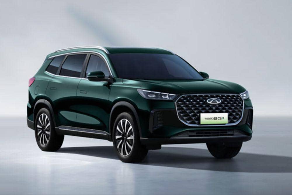 8 Deretan Mobil Terbaru di Indonesia 2025