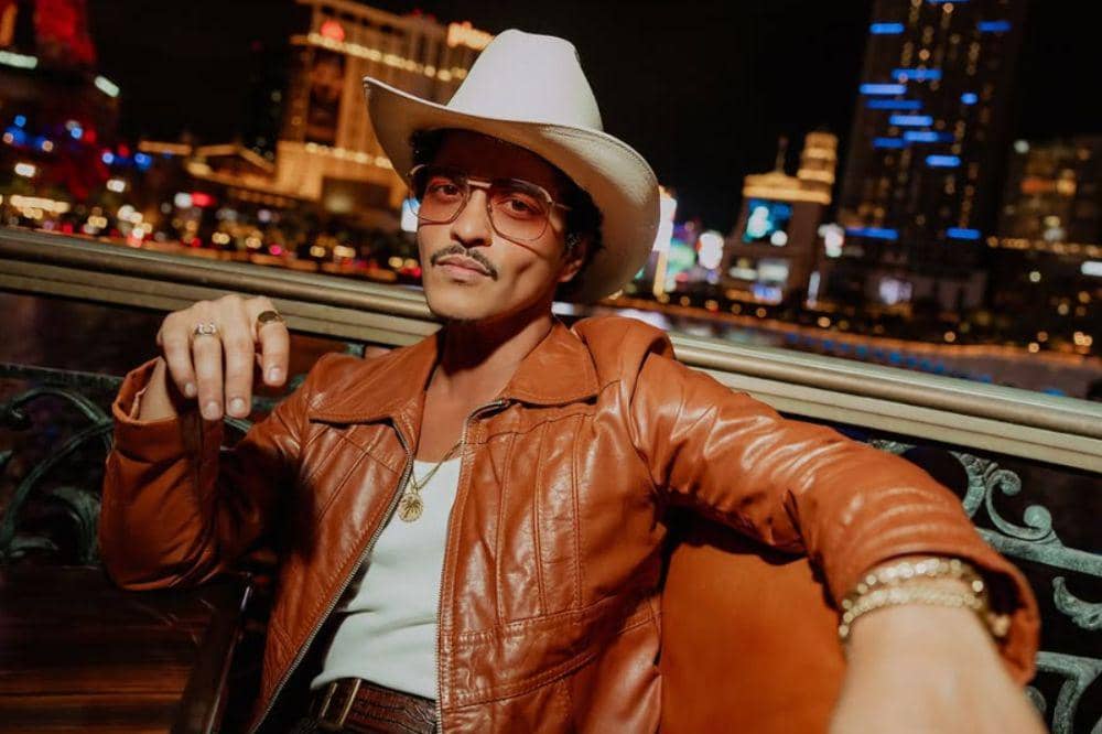 10 Penyanyi Paling Banyak Didengar di Spotify Wrapped 2025