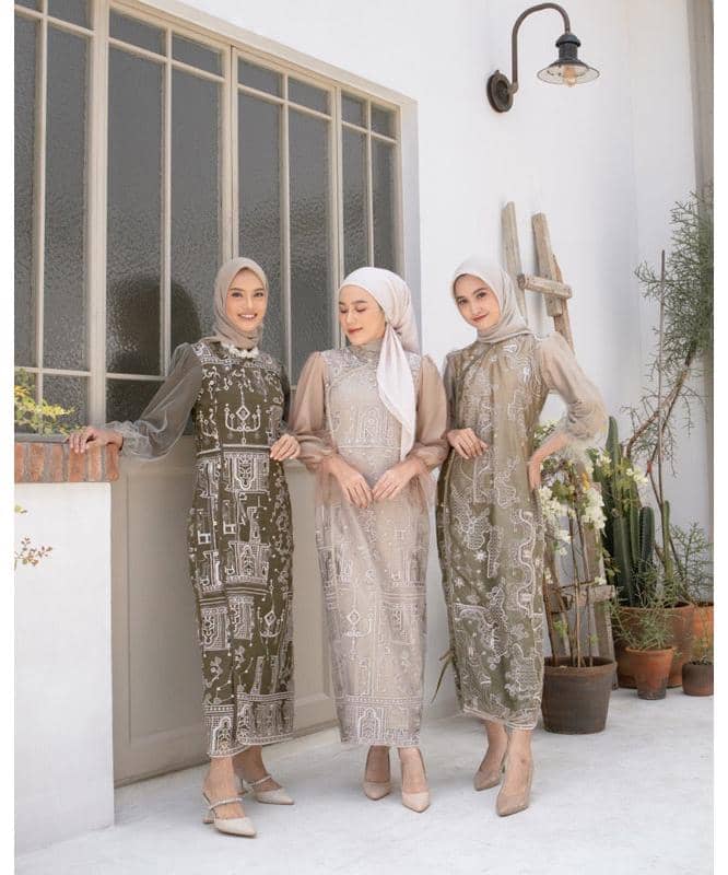 Rekomendasi Baju Kondangan Terlihat Mewah tapi Tak Murahan 5.jpg