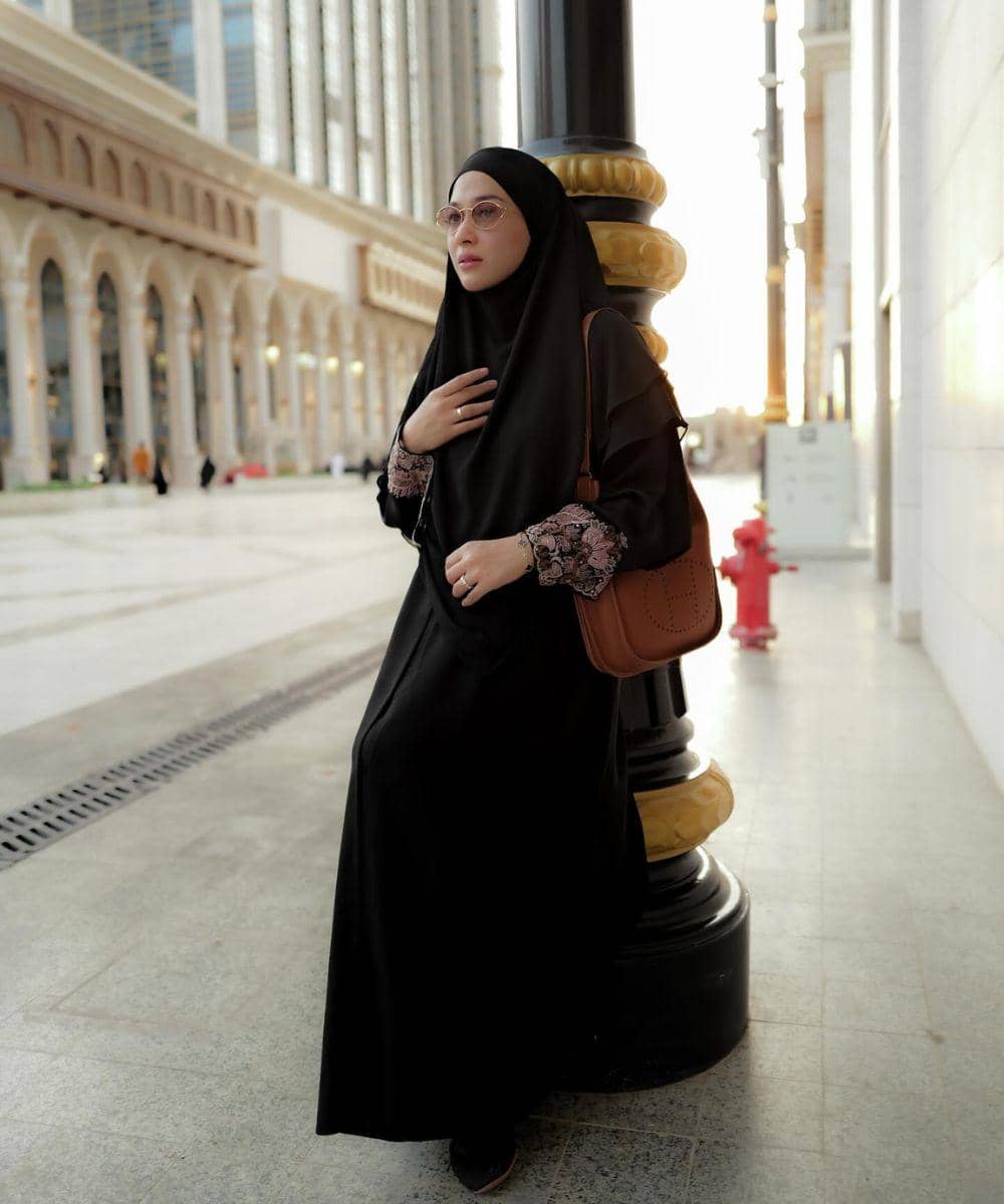 Instagram.com/ninazatulini22