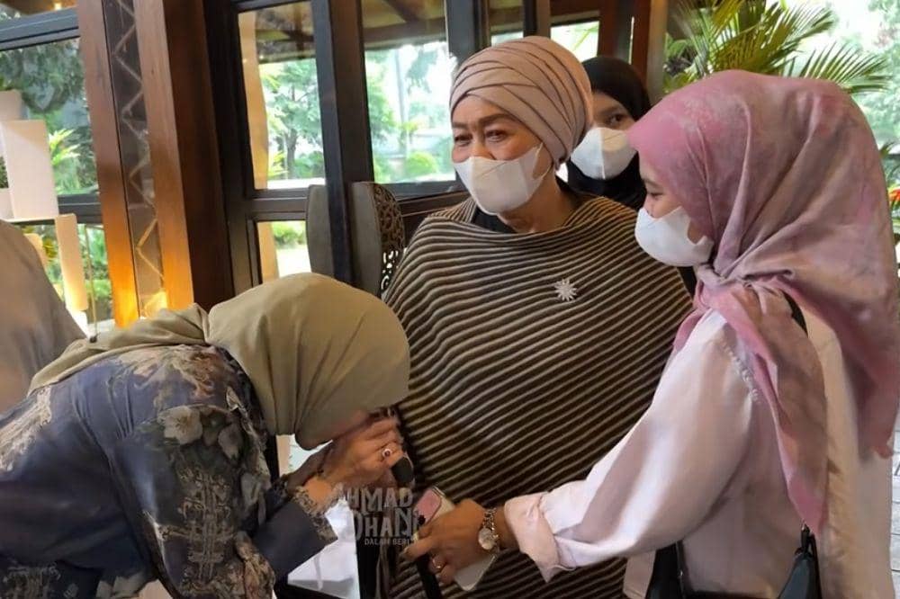 Youtube.com/AHMAD DHANI DALAM BERITA