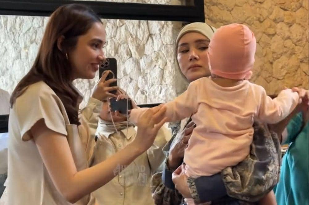 Youtube.com/AHMAD DHANI DALAM BERITA