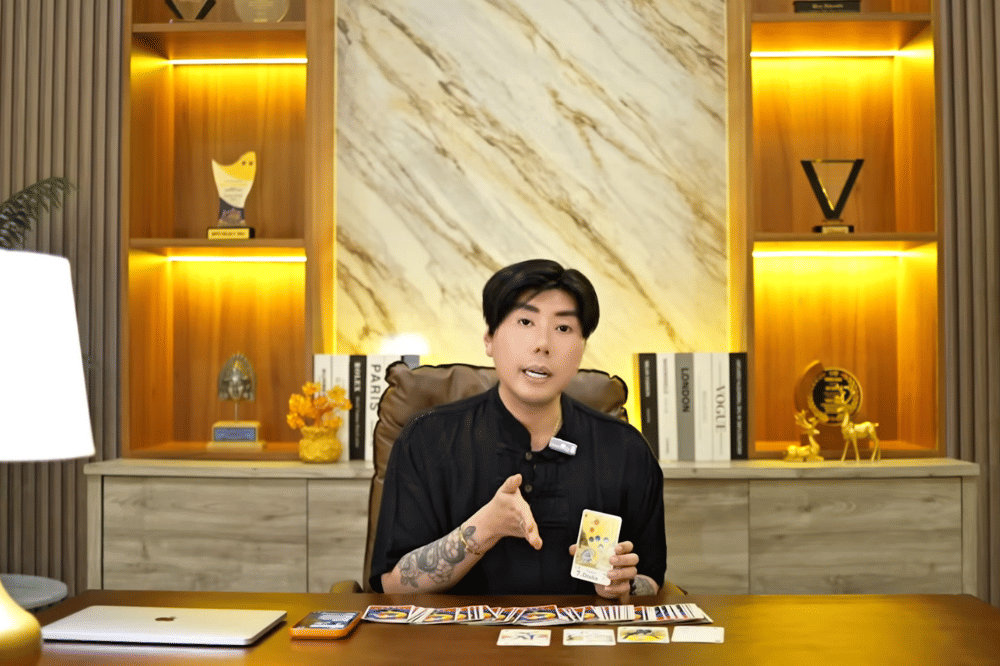 Roy Kiyoshi Ungkap Ramalan 2026 Terkait Artis Kawin Kontrak 3.png