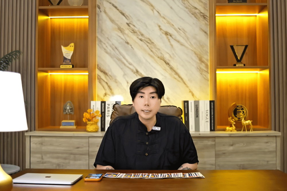 Roy Kiyoshi Ungkap Ramalan 2026 soal Artis Kawin Kontrak