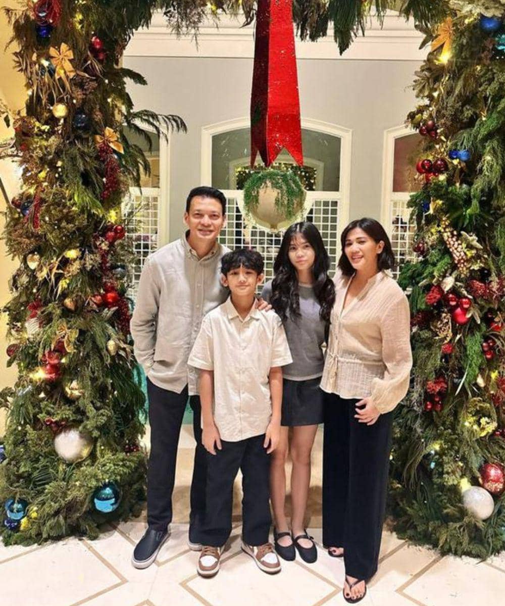 gaya artis rayakan natal 2025