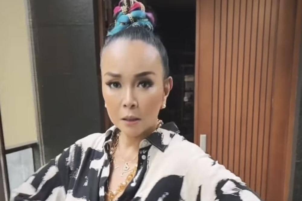 Potret Terbaru Jennifer Jill setelah Face Lift, Makin Awet Muda