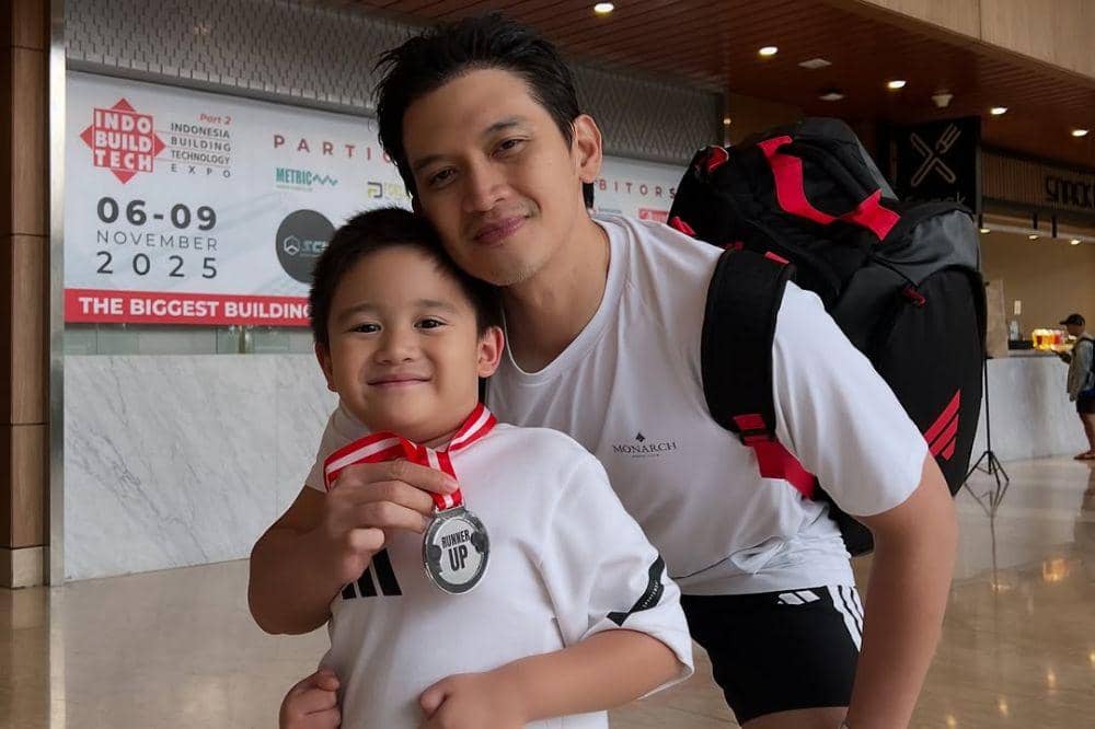 athar dan rezky aditya 