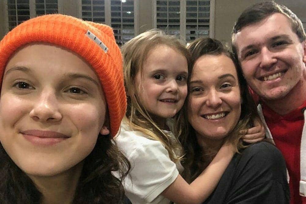 5 Fakta Keluarga Millie Bobby Brown Pemain Stranger Things 2