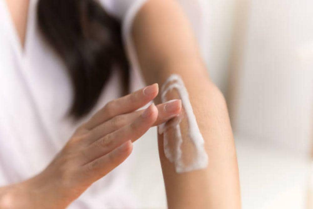 6 Rekomendasi Salep untuk Eksim Kering yang Banyak Dicari