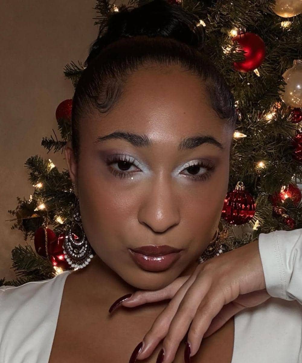 5 Look Makeup yang Menjadi Tren di Penghujung 2025