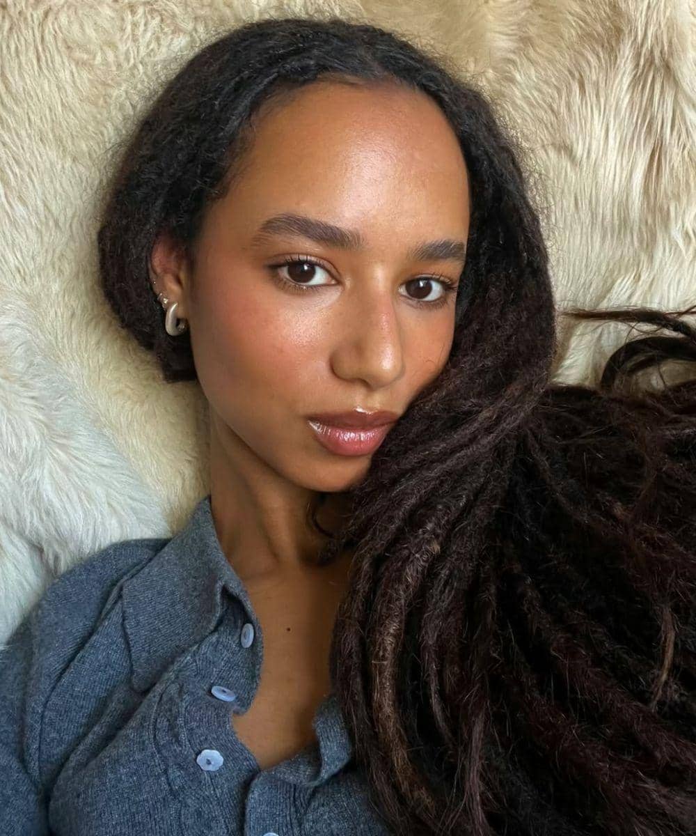 5 Look Makeup yang Menjadi Tren di Penghujung 2025