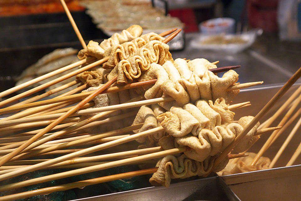 Bolehkah Ibu Hamil Makan Odeng? Camilan Khas Korea Tinggi Natrium