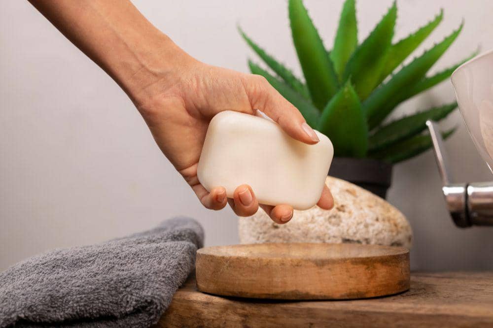 6 Penyebab Eksim di Kaki, Ketahui agar Lebih Mudah Mencegahnya (3).jpg