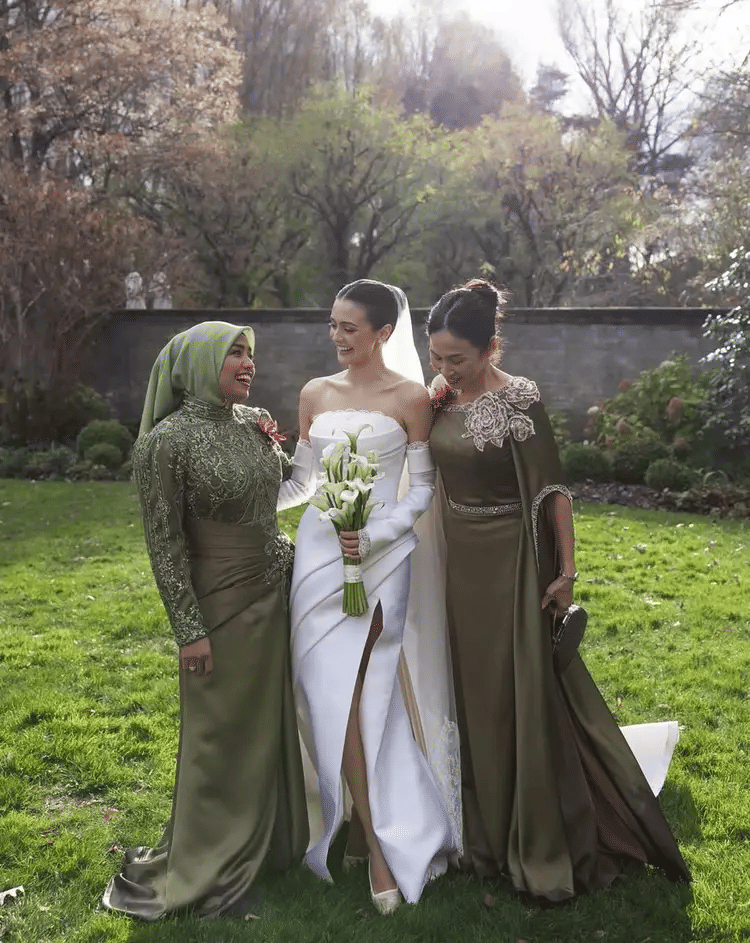 instagram.com/amandarawles