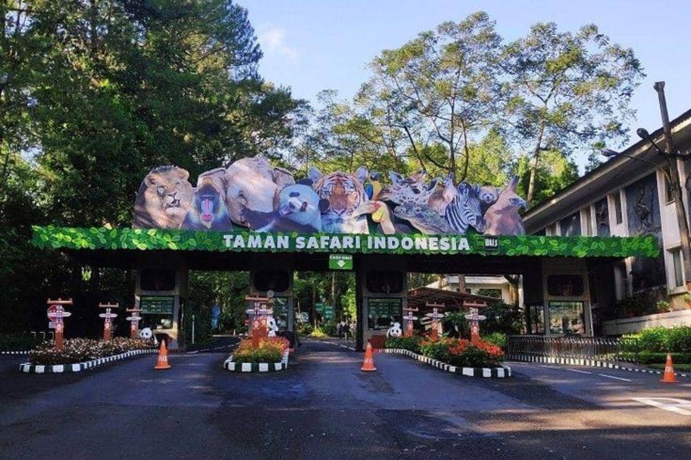 10 Tempat Wisata yang Cocok Dikunjungi Saat Musim Panas