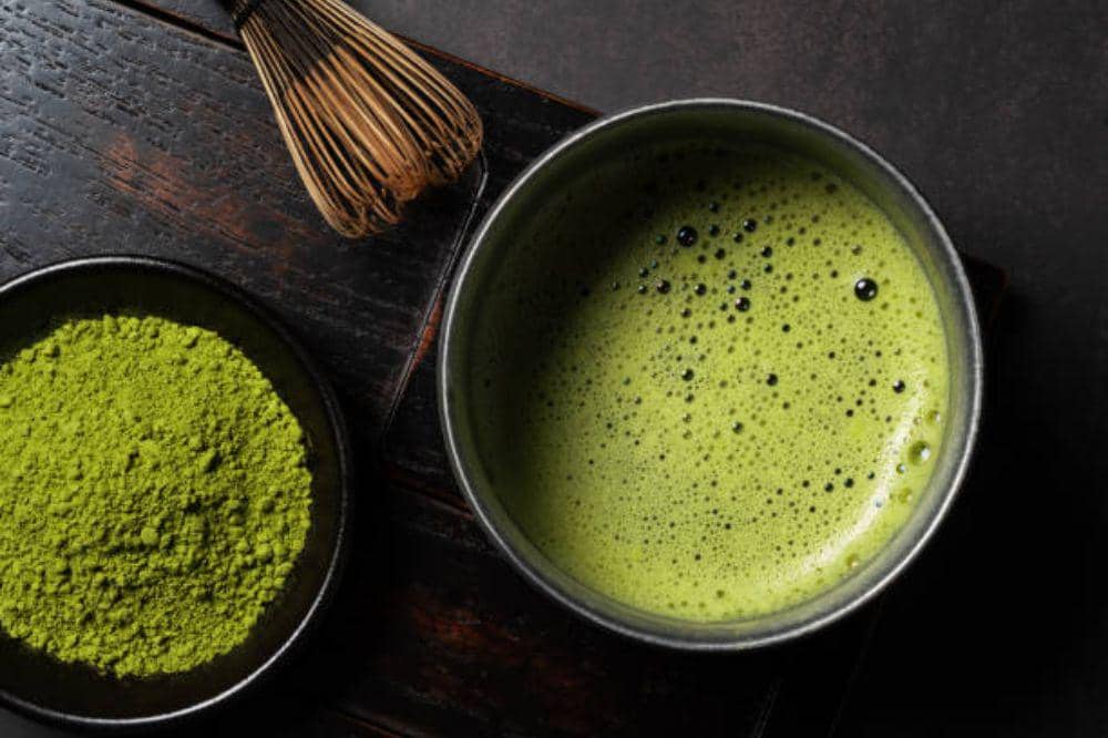 Kenapa Matcha Rasanya Seperti Rumput? Ini Penjelasan Ilmiahnya
