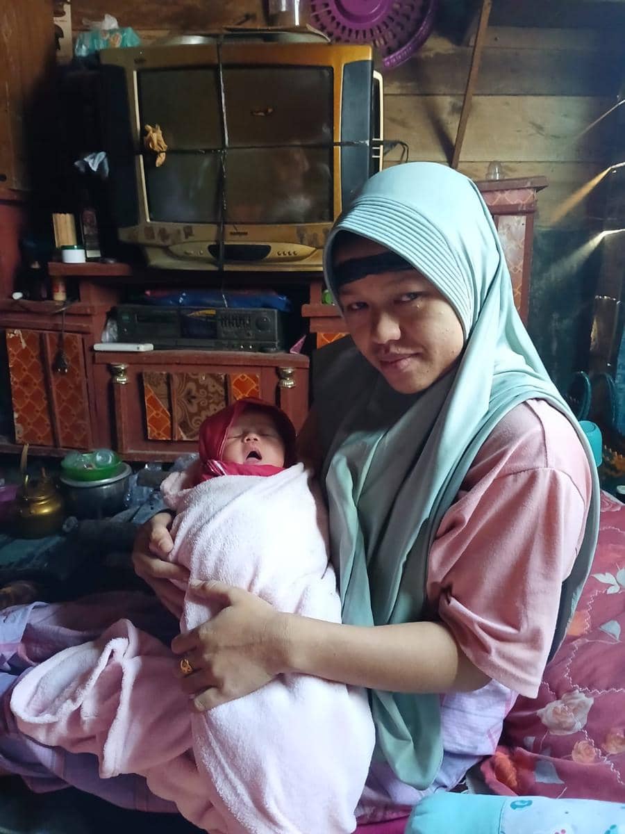 melahirkan di aceh.jpeg