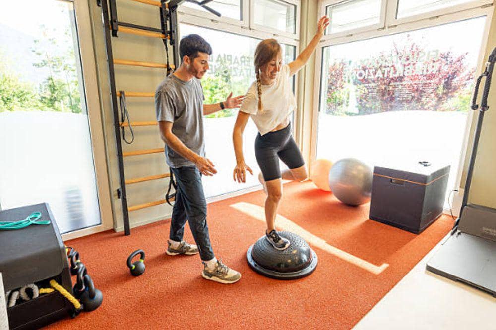 5 Senam Osteoporosis Sederhana yang Bisa Dilakukan Setiap Hari