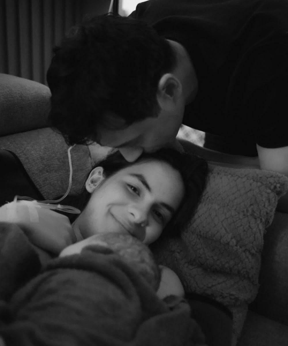 Steffi Zamora dan Nino Fernandez Dikaruniai Anak Pertama Perempuan (1).jpg