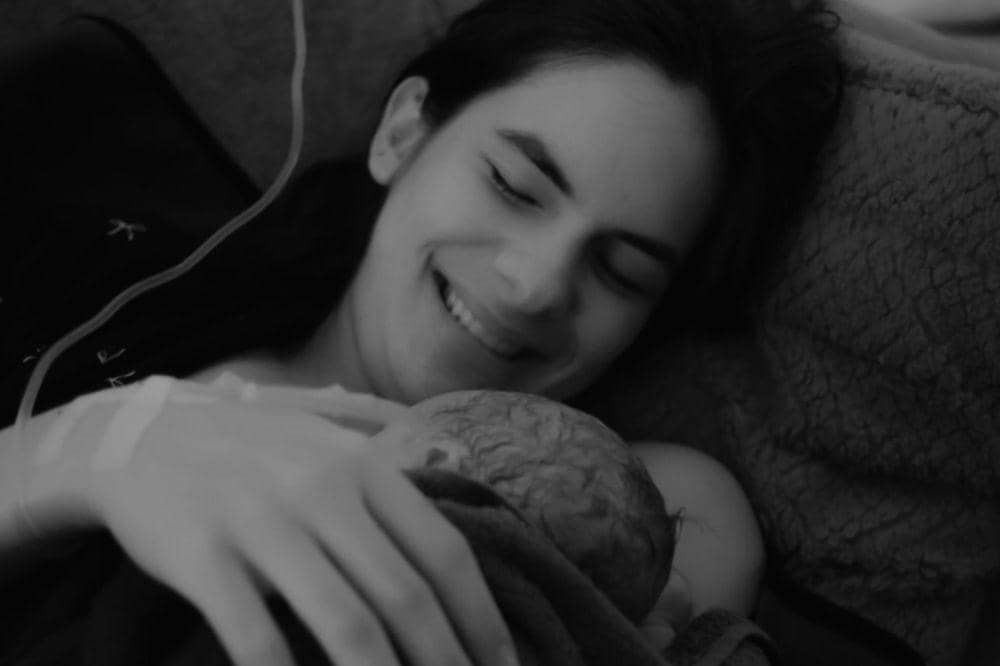 Steffi Zamora dan Nino Fernandez Dikaruniai Anak Pertama Perempuan (3).jpg