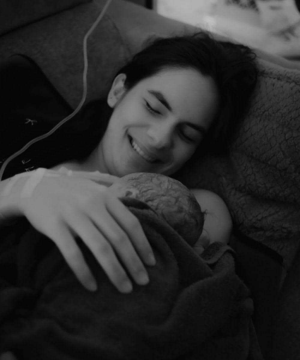 Steffi Zamora dan Nino Fernandez Dikaruniai Anak Pertama Perempuan.jpg