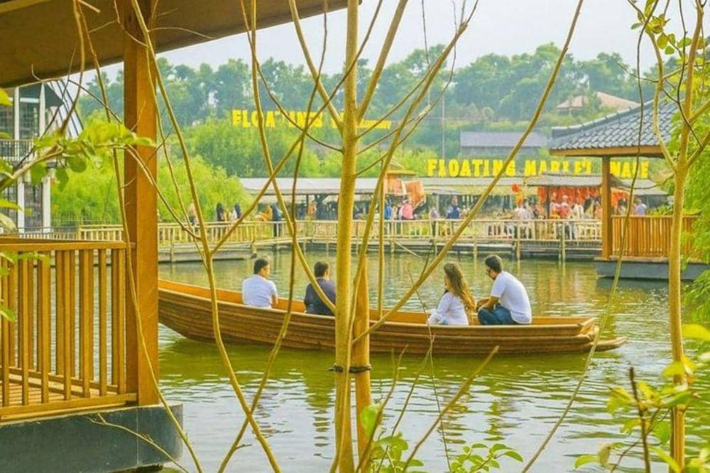 10 Tempat Wisata yang Cocok Dikunjungi Saat Musim Hujan