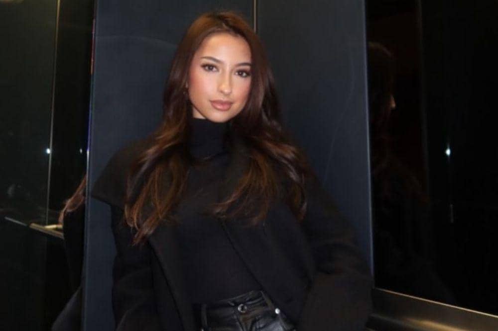 Tutorial Makeup Bronzy ala Jennifer Coppen