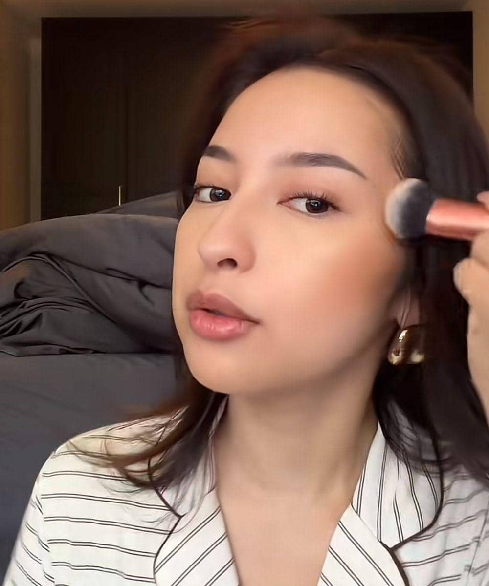 Tutorial Makeup Bronzy ala Jennifer Coppen