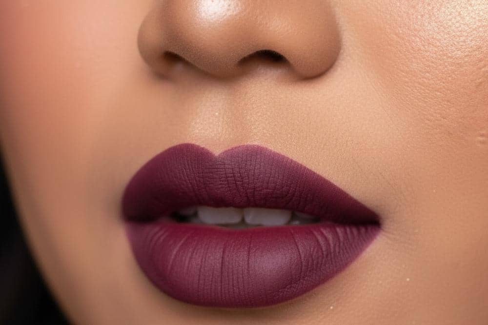 Wajib Coba! Rekomendasi Makeup Bold untuk Malam Tahun Baru