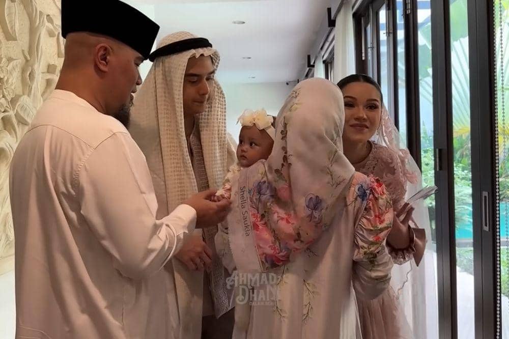 Youtube.com/AHMAD DHANI DALAM BERITA