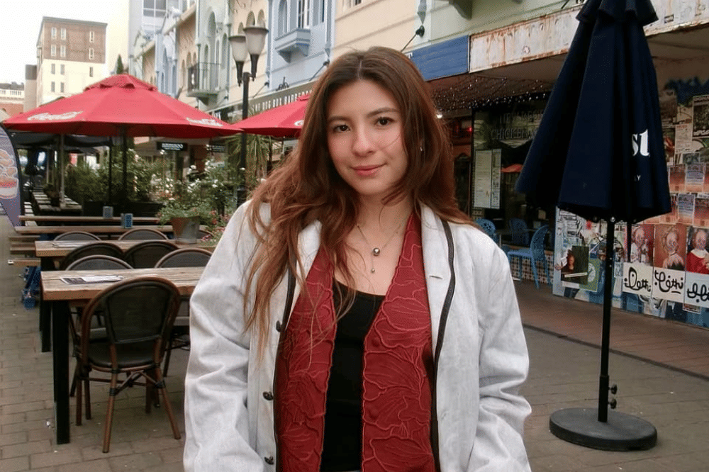 Buktikan Bakat Akting, Shaloom Lepas dari Nama Besar Wulan Guritno