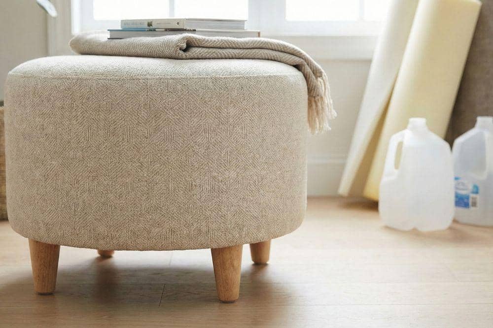 7 DIY Galon Bekas Air Mineral untuk Dekorasi Rumah 2