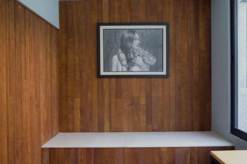 6 Foto Rumah Aura Kasih yang Bernuansa Kayu 5