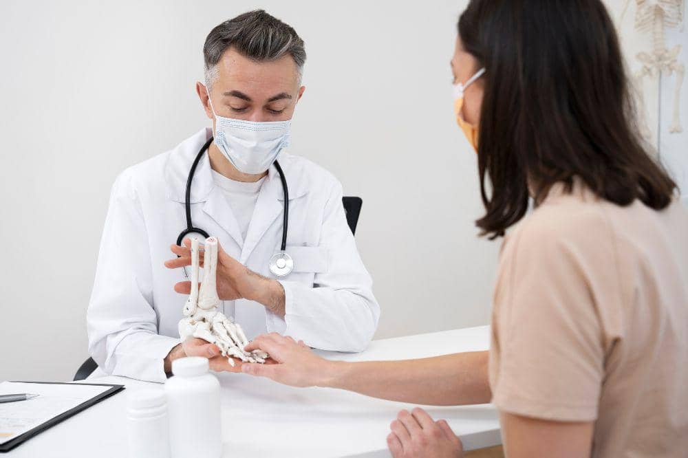 7 Jenis pengobatan Osteoporosis, Begini Perawatannya! (3).jpg