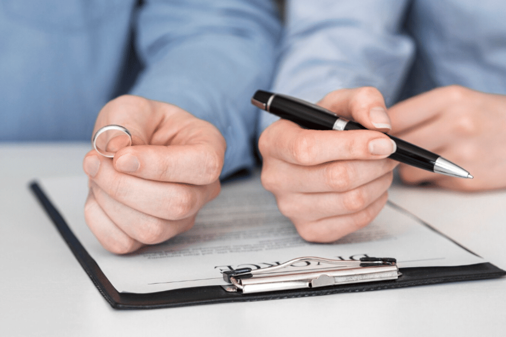 KUHP Baru Nikah Siri dan Poligami Ilegal Dihukum 6 Tahun Penjara.png