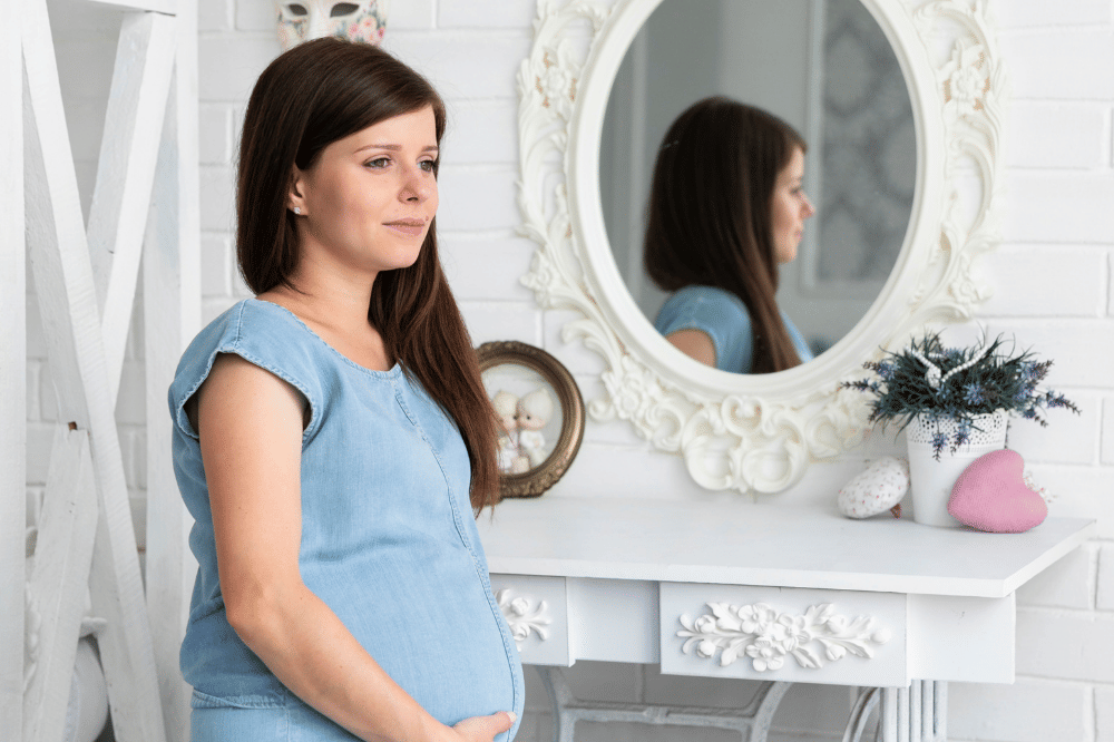 7 Cara Mengatasi Rambut Rontok saat Hamil