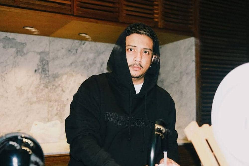 7 Fakta Keluarga Sal Priadi