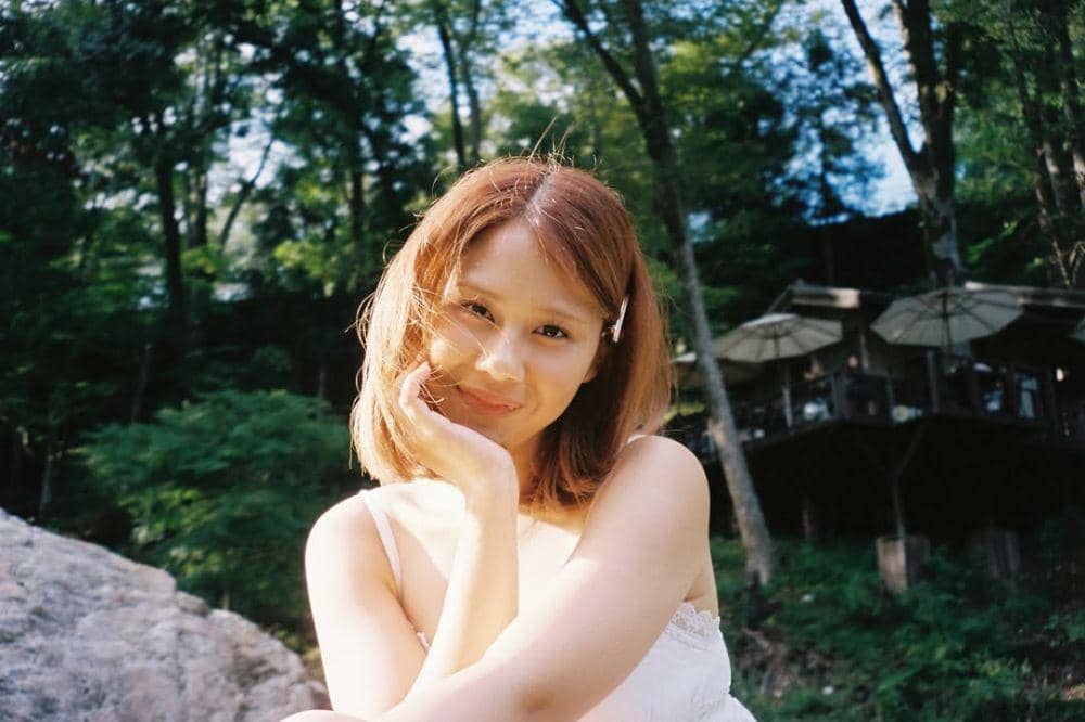 Apa Itu Disfonia Spasmodik yang Dialami Nadin Amizah?