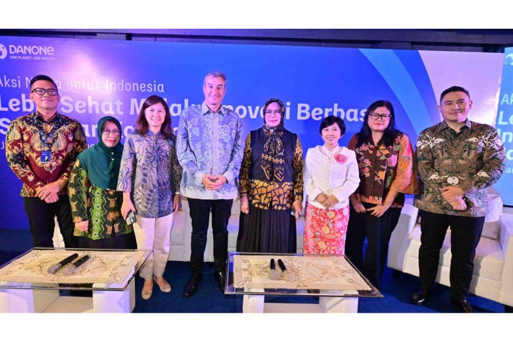 Narasumber talk show "Aksi Nyata untuk Indonesia Lebih Sehat melalui Inovasi Berbasis Sains dan Kolaborasi"