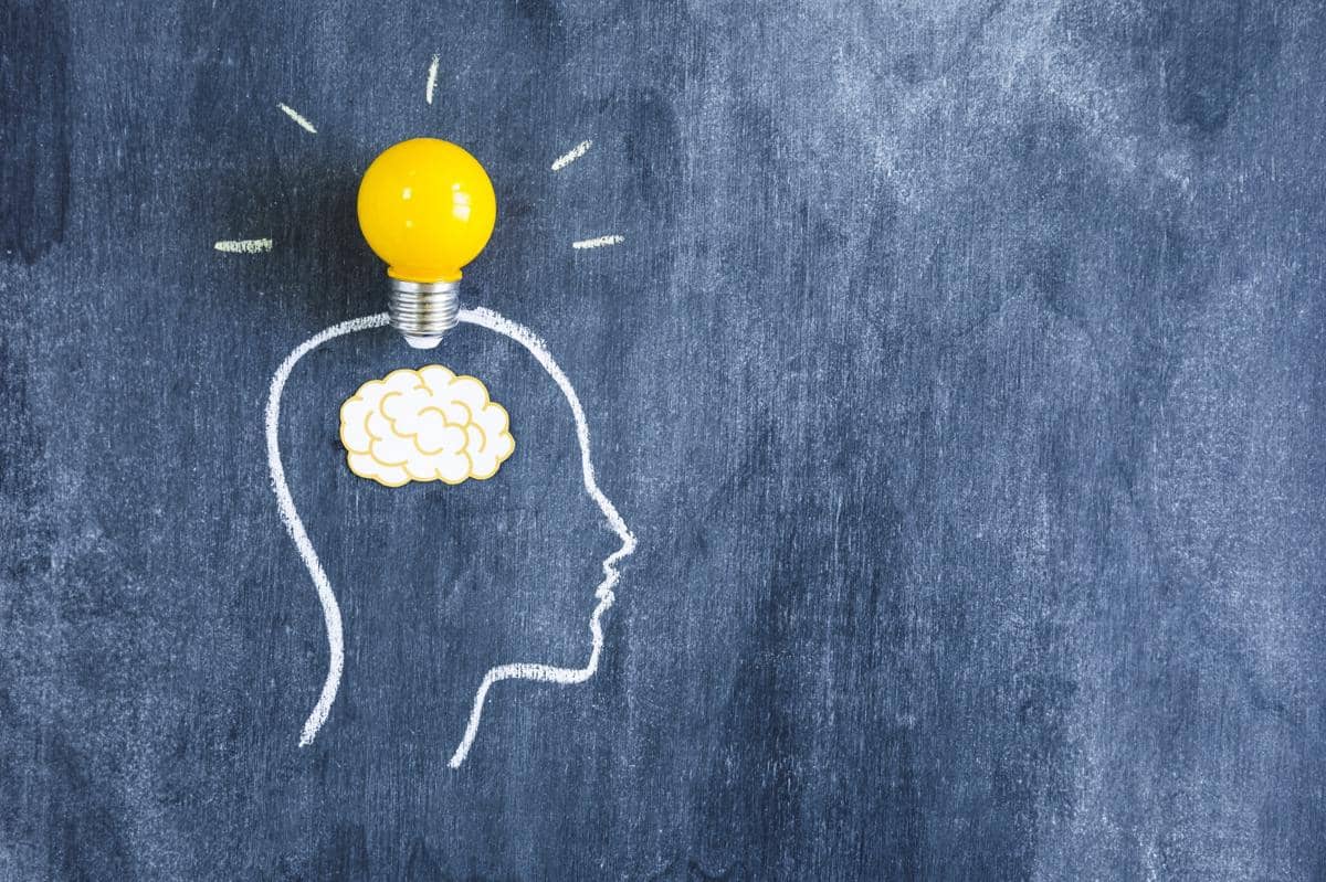 yellow light blub paper idea