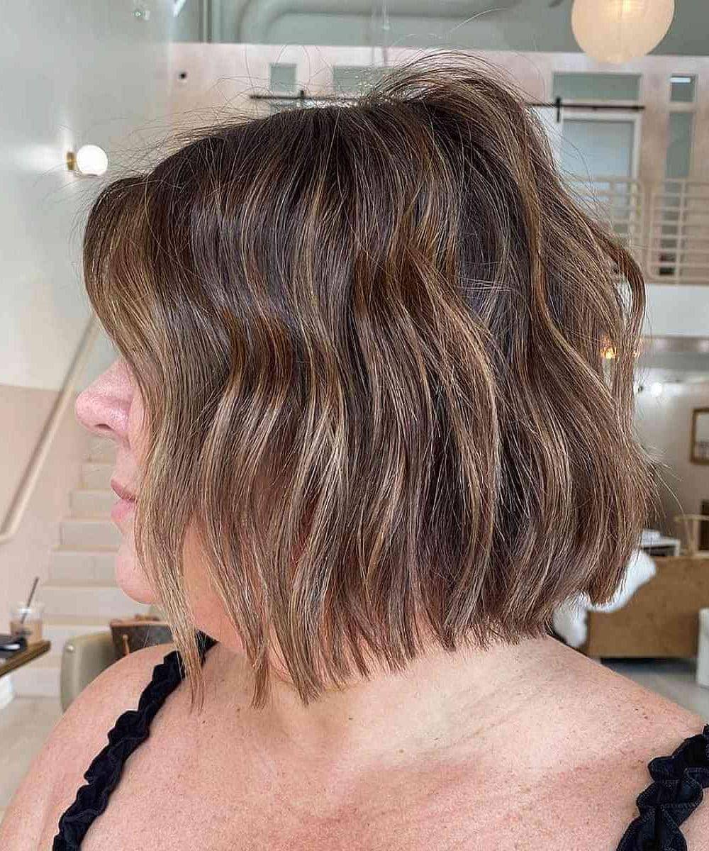 10 Model Rambut Panjang Perempuan Gemuk untuk Usia 30 Tahunan