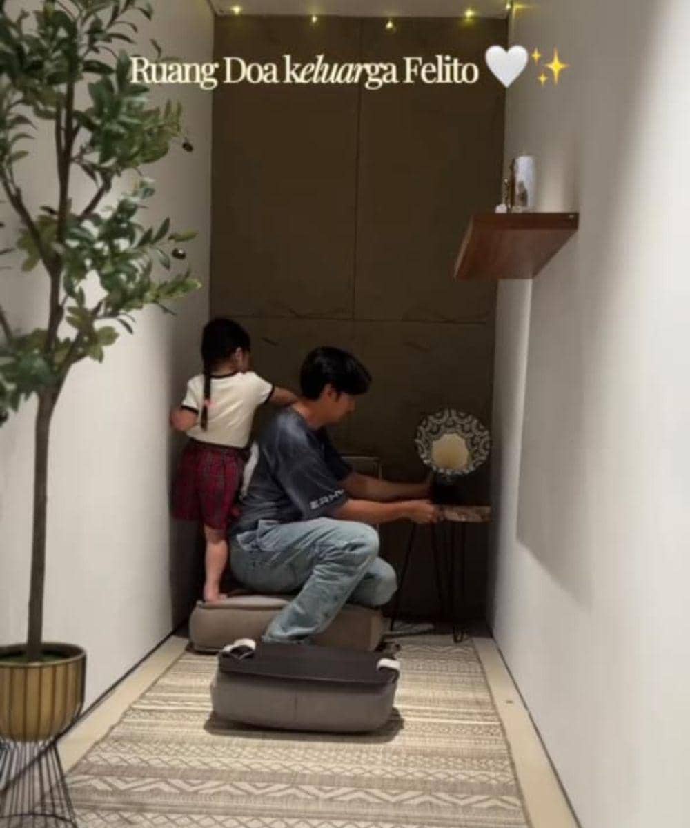7 Ruang Doa di Rumah Felicya Angelista dan Caesar Hito 5