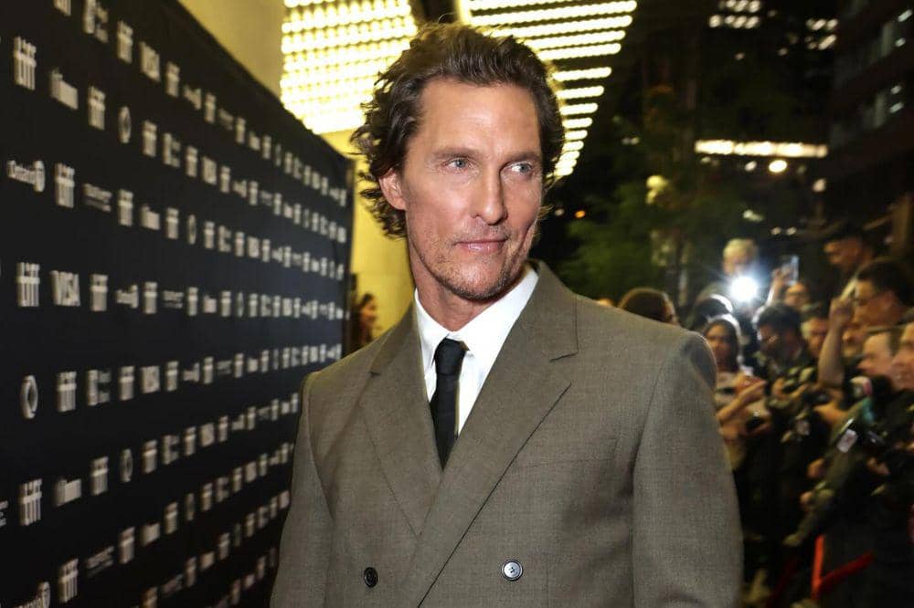 Selebriti tidak menggunakan deodoran