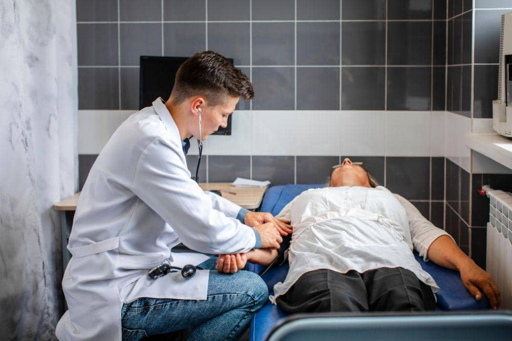 Stroke Iskemik: Pahami Faktor, Gejala, Penyebab, dan Pengobatannya