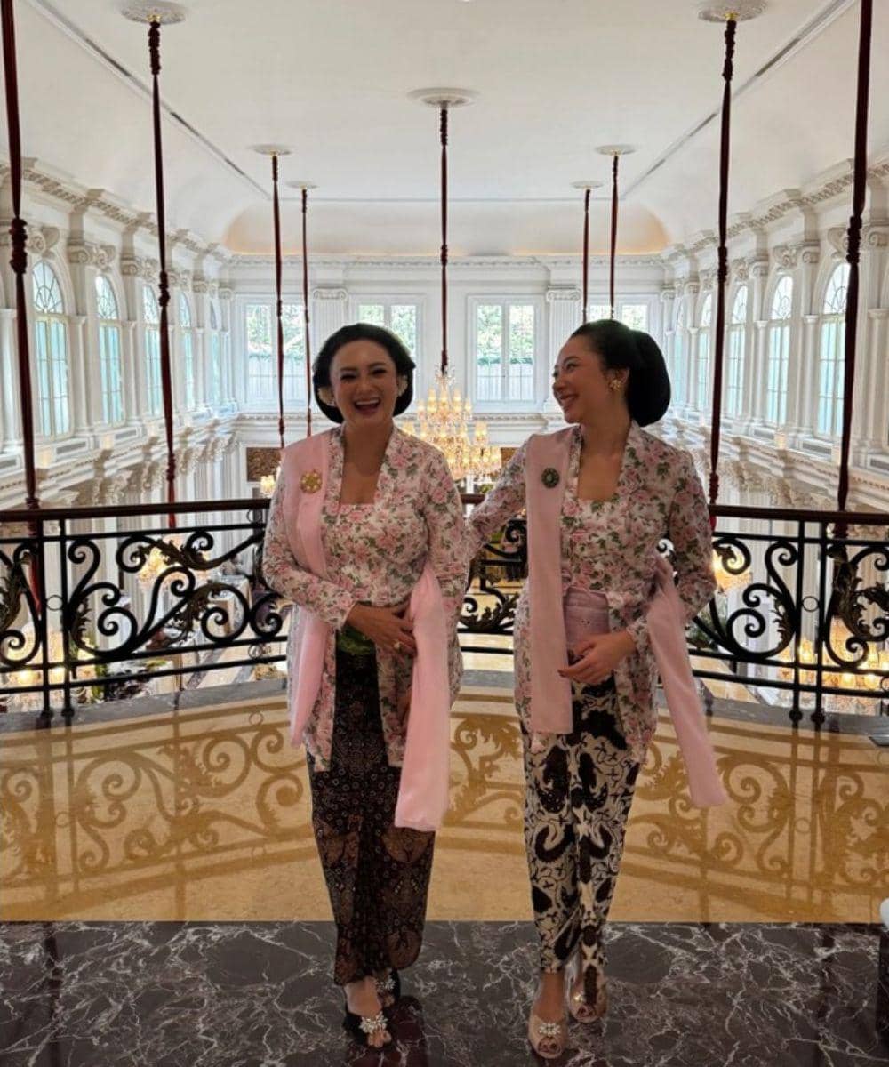 7 Potret Siraman Patricia Schuldtz dan Darma Mangkuluhur