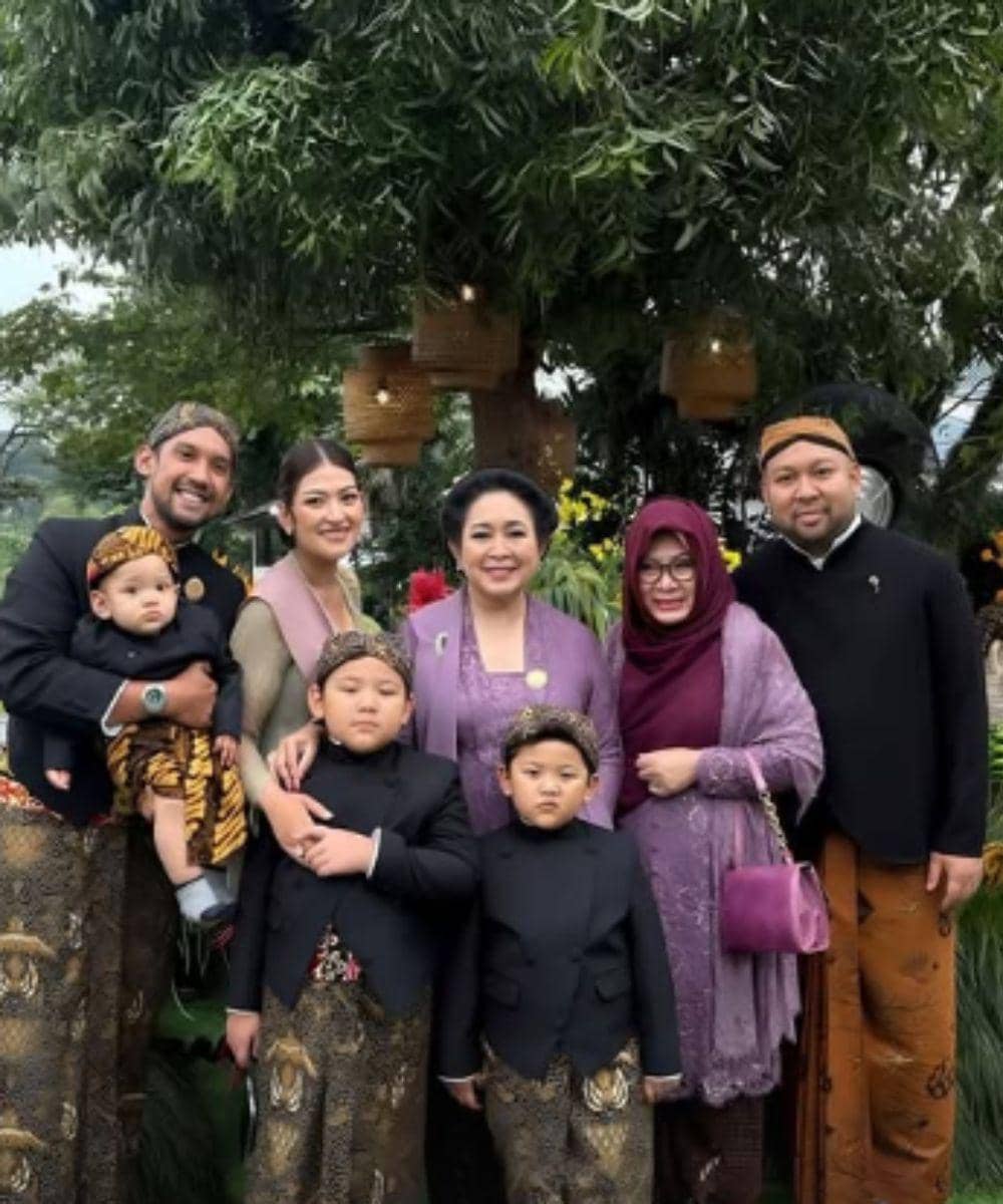 7 Potret Siraman Patricia Schuldtz dan Darma Mangkuluhur