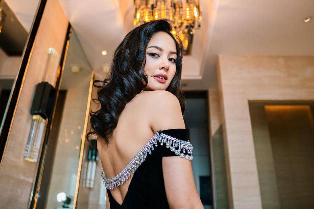 Link dan Cara Baca Buku Broken Strings Karya Aurelie Moeremans